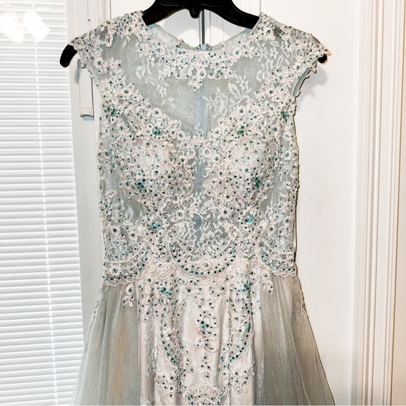 NWT Jovani Prom Dress - Size 2 - JVN by Jovani Gown - Light Blue Flowers - Picture 5 of 9